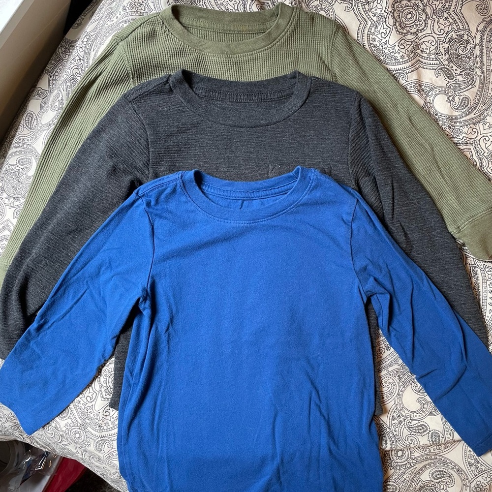 3/$12 Cat&Jack Shirt Set - Blue, Gray, and Green